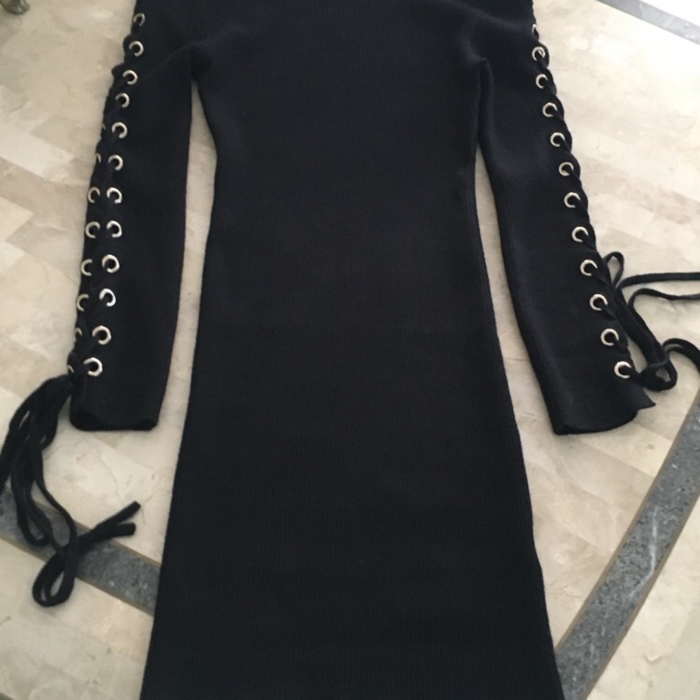 Dress - Picture 3 of 8